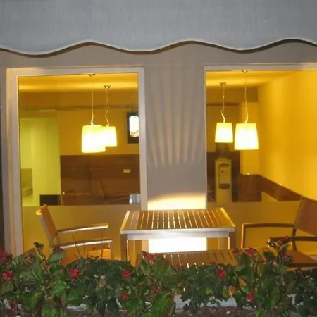 Hotel Garni Zenit 3*