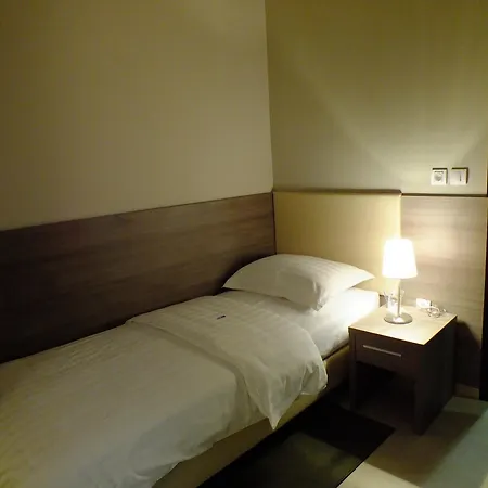 Hotel Garni Zenit Novi Sad