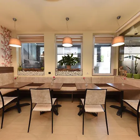 Hotel Garni Zenit Novi Sad