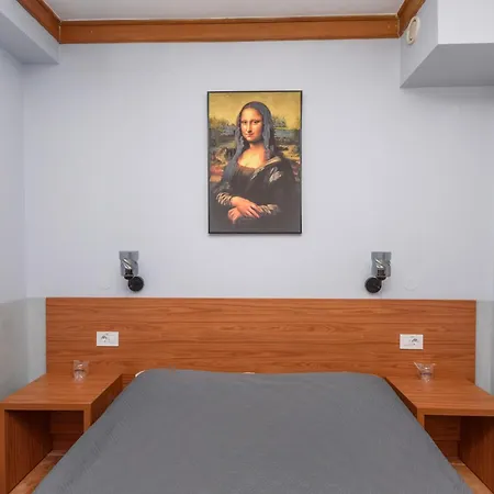 Hotel Garni Zenit 3*