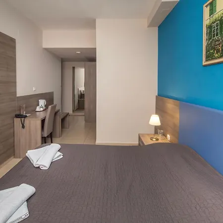 Garni Zenit Hotel 3*