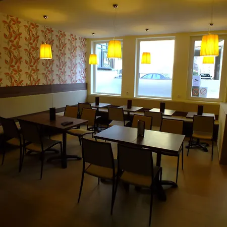 Szálloda Garni Zenit 3*