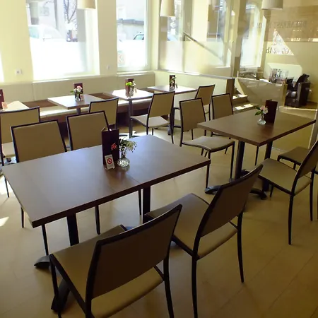 Hotel Garni Zenit Novi Sad