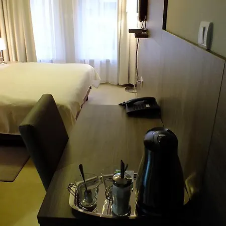 Garni Zenit 3* Novi Sad