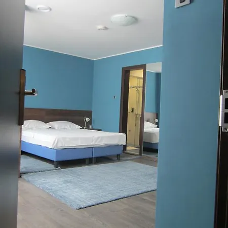 Hotel Garni Zenit 3*