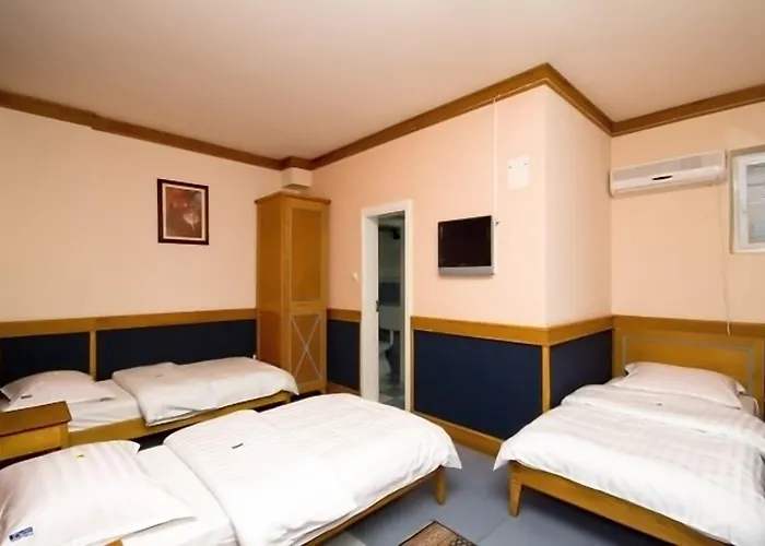 Garni Zenit Hotel 3*